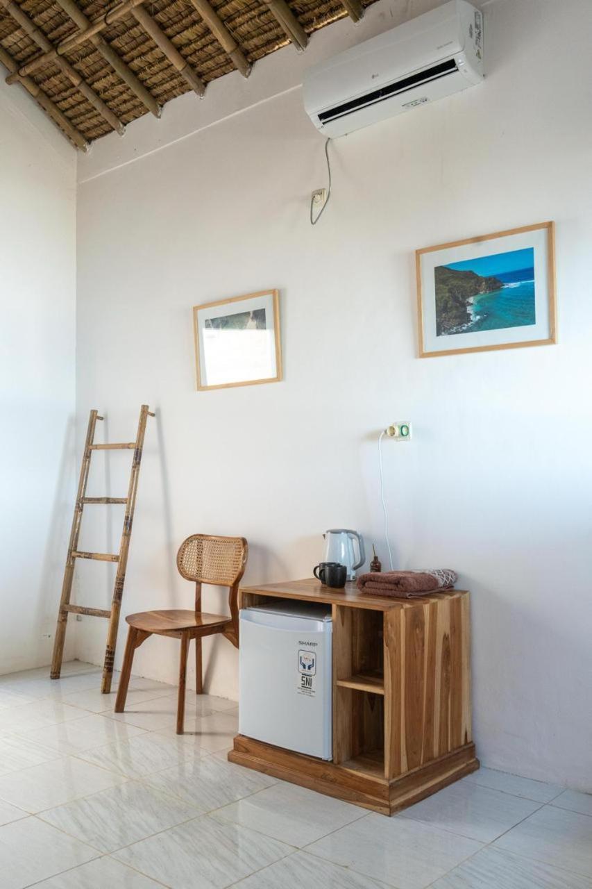 Отель Surf Shack Grupuk Бумбанг Экстерьер фото