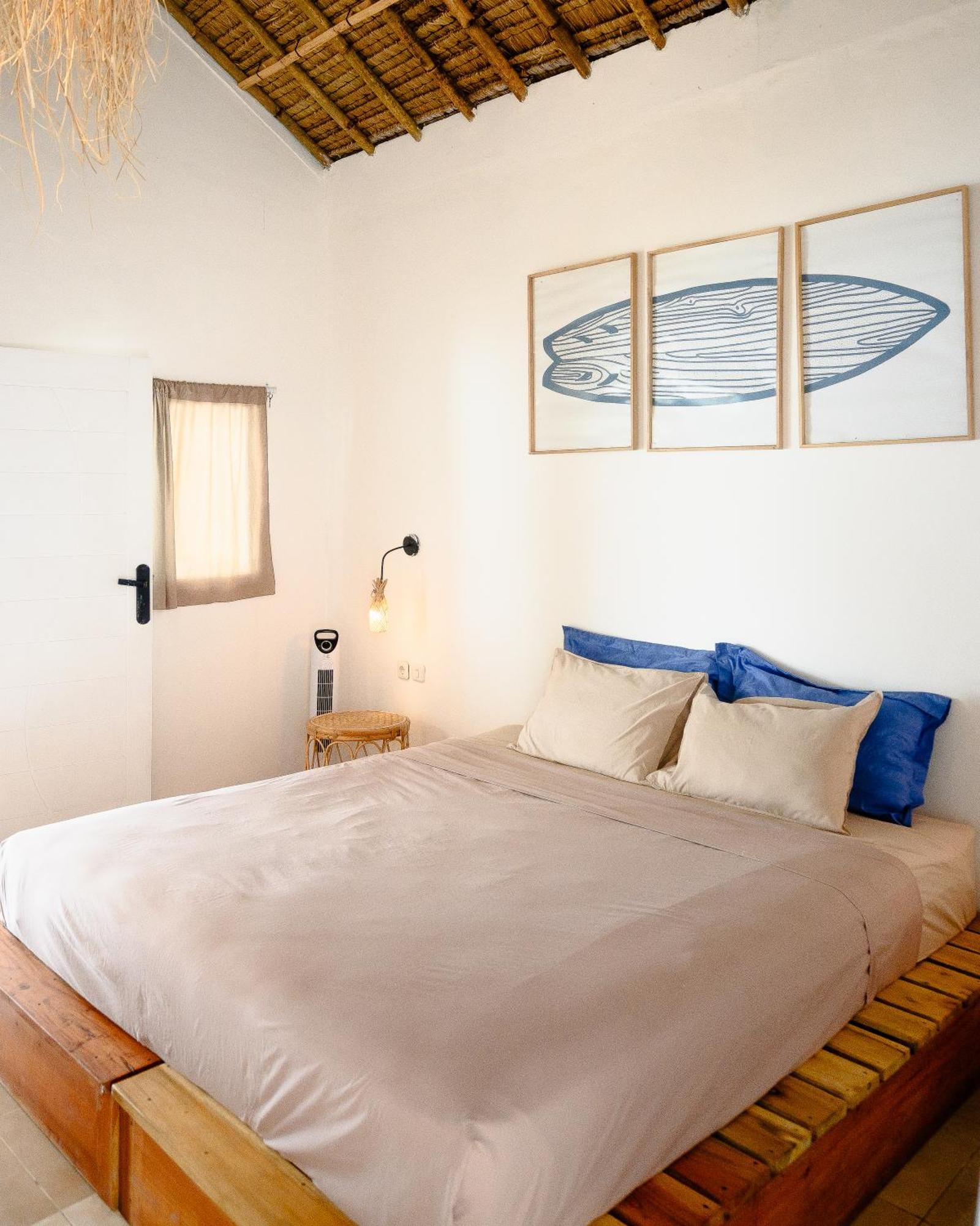 Отель Surf Shack Grupuk Бумбанг Экстерьер фото